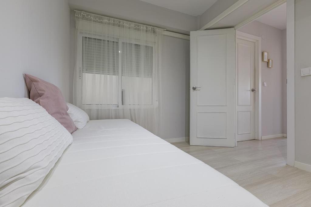A&C Torre Del Mar -Malaga 2 Room Exterior foto